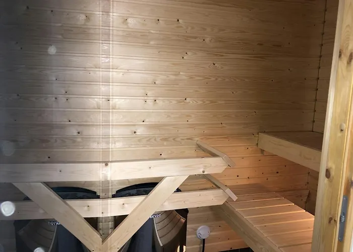 Spacious For 6 With Sauna *